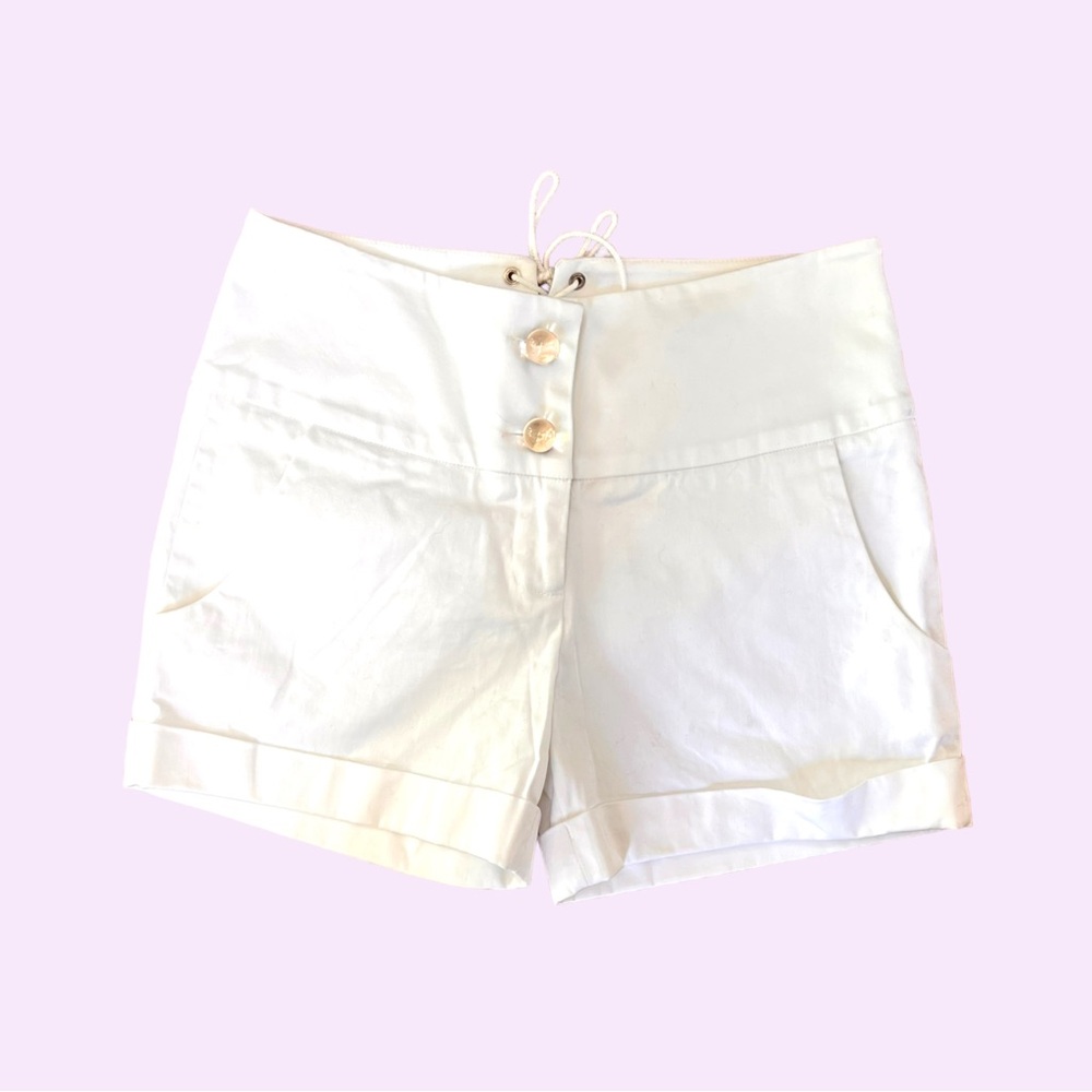 Y2K Betsey Johnson white short size 6 (run small)